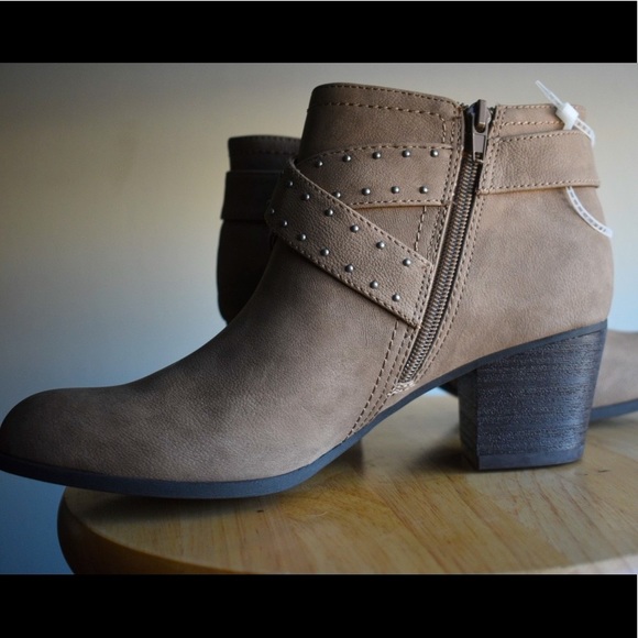 🆕Indigo Rd. Slaire Ankle Bootie- Woman’s sz 10 - Picture 9 of 10